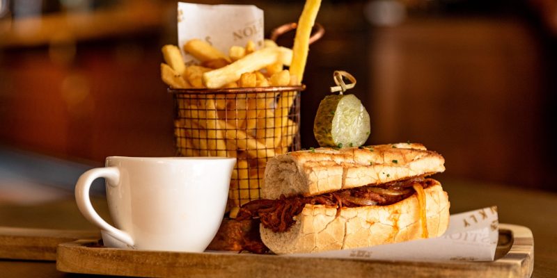 Steak-baguette-IMGL6510-1-scaled